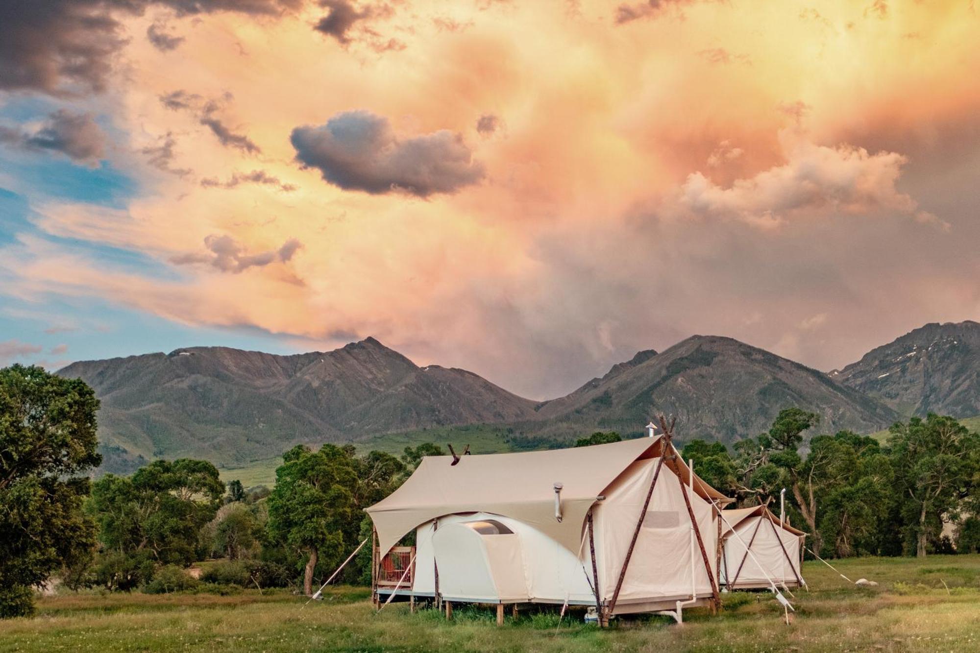 Under Canvas North Yellowstone - Paradise Valley Livingston Zewnętrze zdjęcie